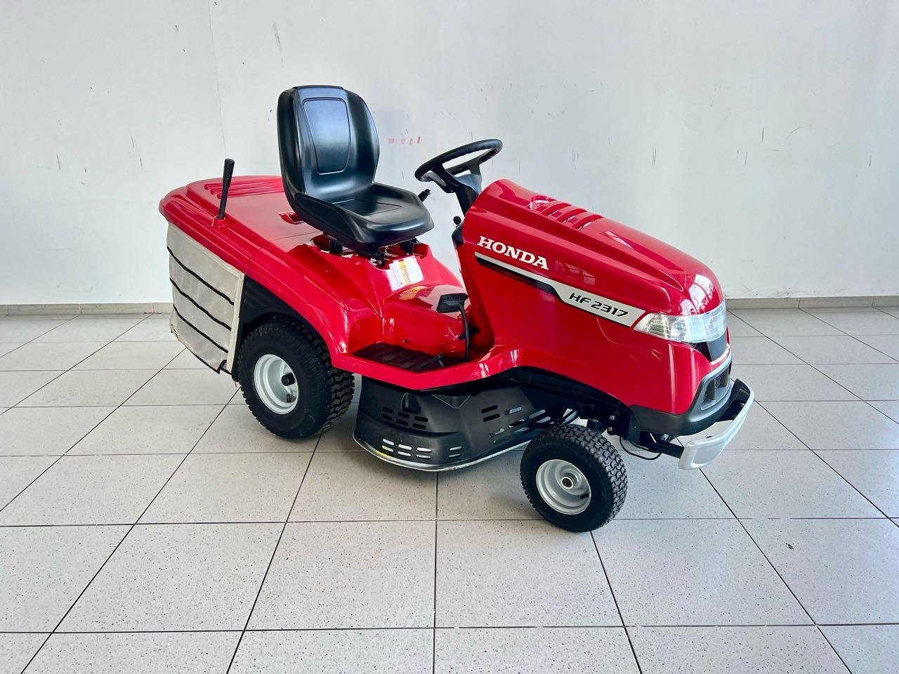 Rasentraktor typu Honda HF 2317, Gebrauchtmaschine v Beckum (Obrázek 3)