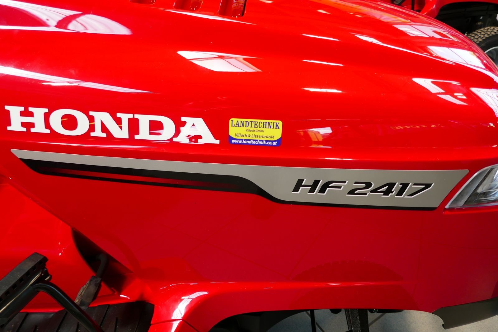 Rasentraktor типа Honda HF 2417 HT, Gebrauchtmaschine в Villach (Фотография 3)