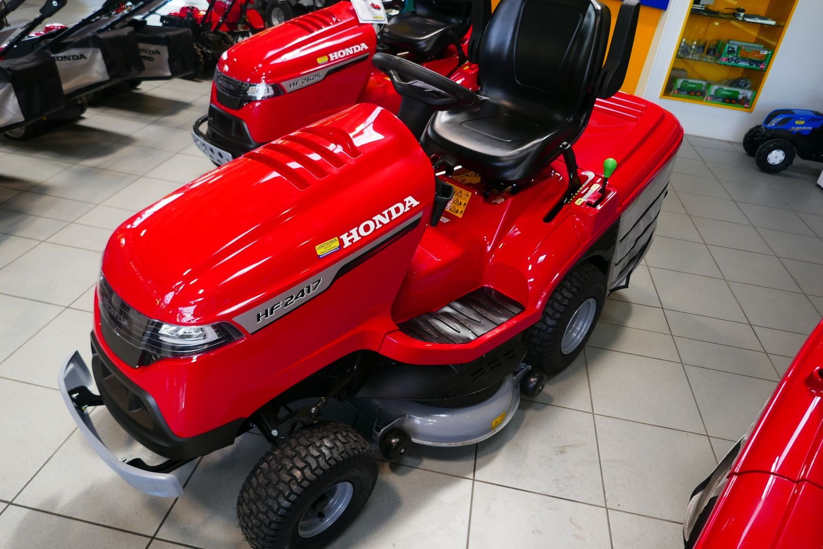 Rasentraktor типа Honda HF 2417 HT, Gebrauchtmaschine в Villach (Фотография 1)