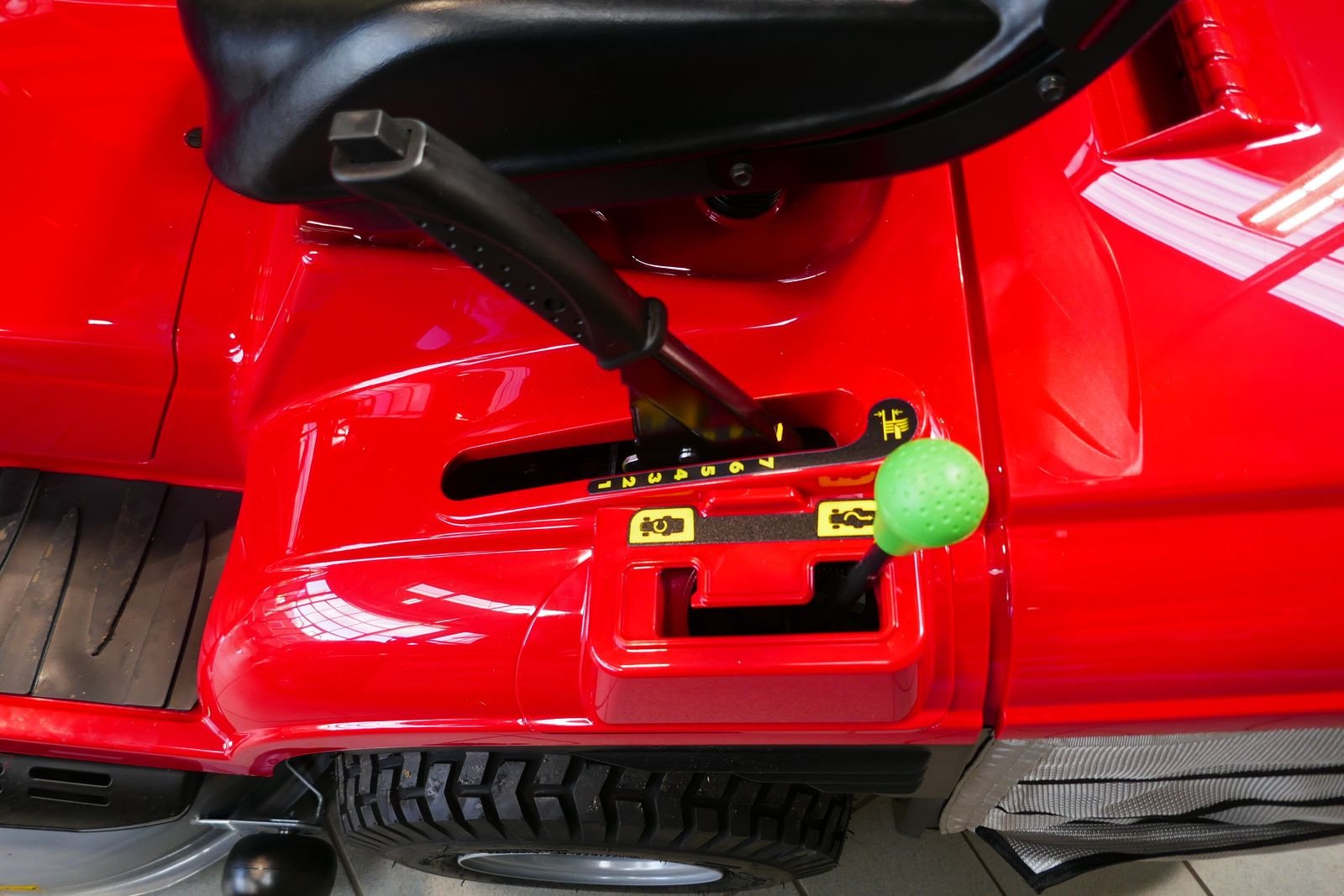 Rasentraktor типа Honda HF 2417 HT, Gebrauchtmaschine в Villach (Фотография 8)