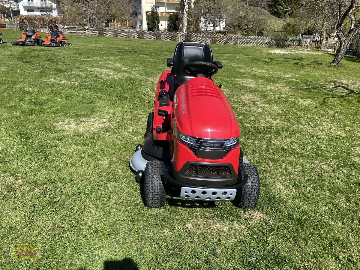 Rasentraktor des Typs Honda HF 2625 HTE Rasentraktor, Neumaschine in Kötschach (Bild 3)