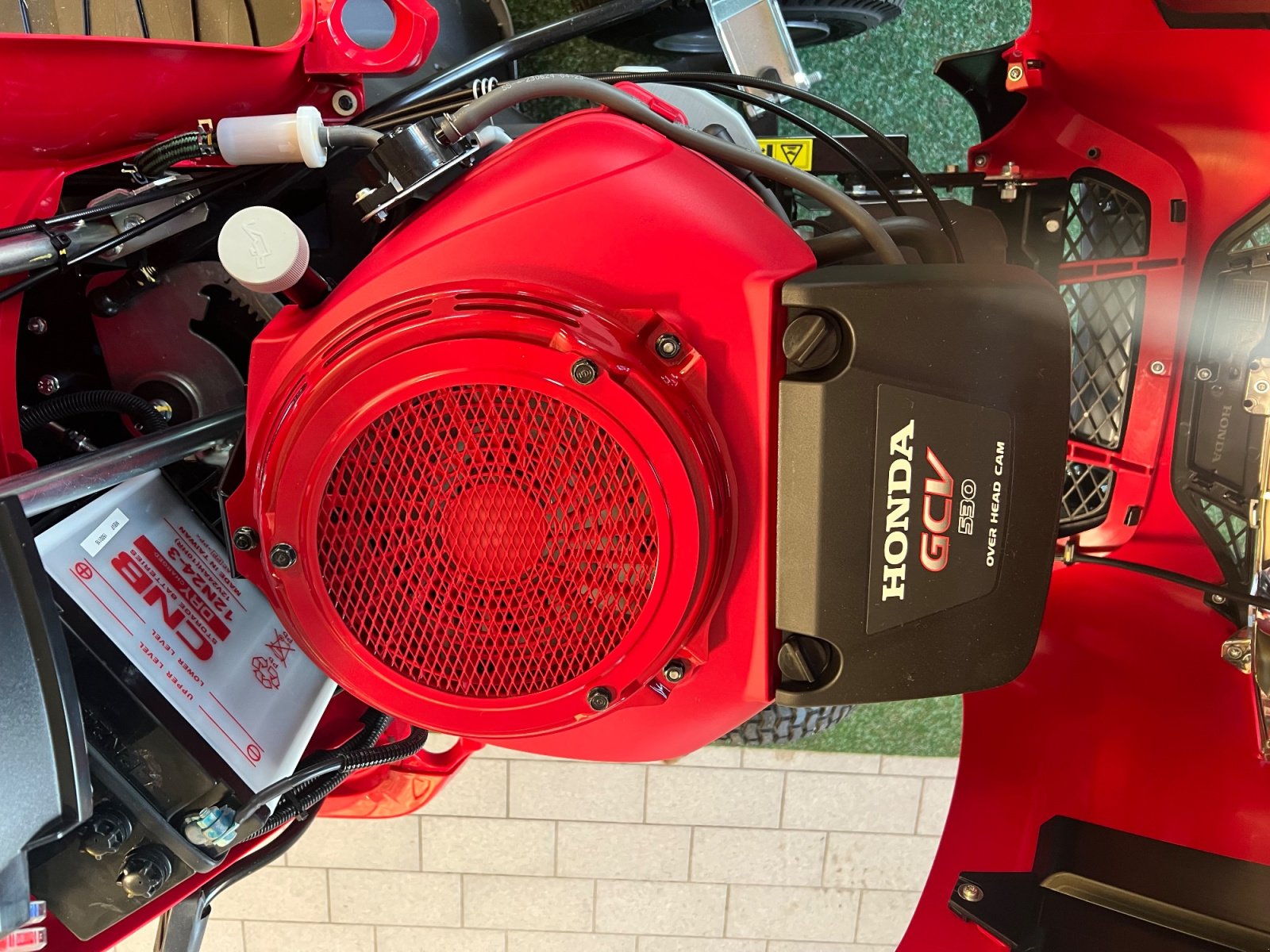 Rasentraktor typu Honda HF2317, Neumaschine v München (Obrázek 8)