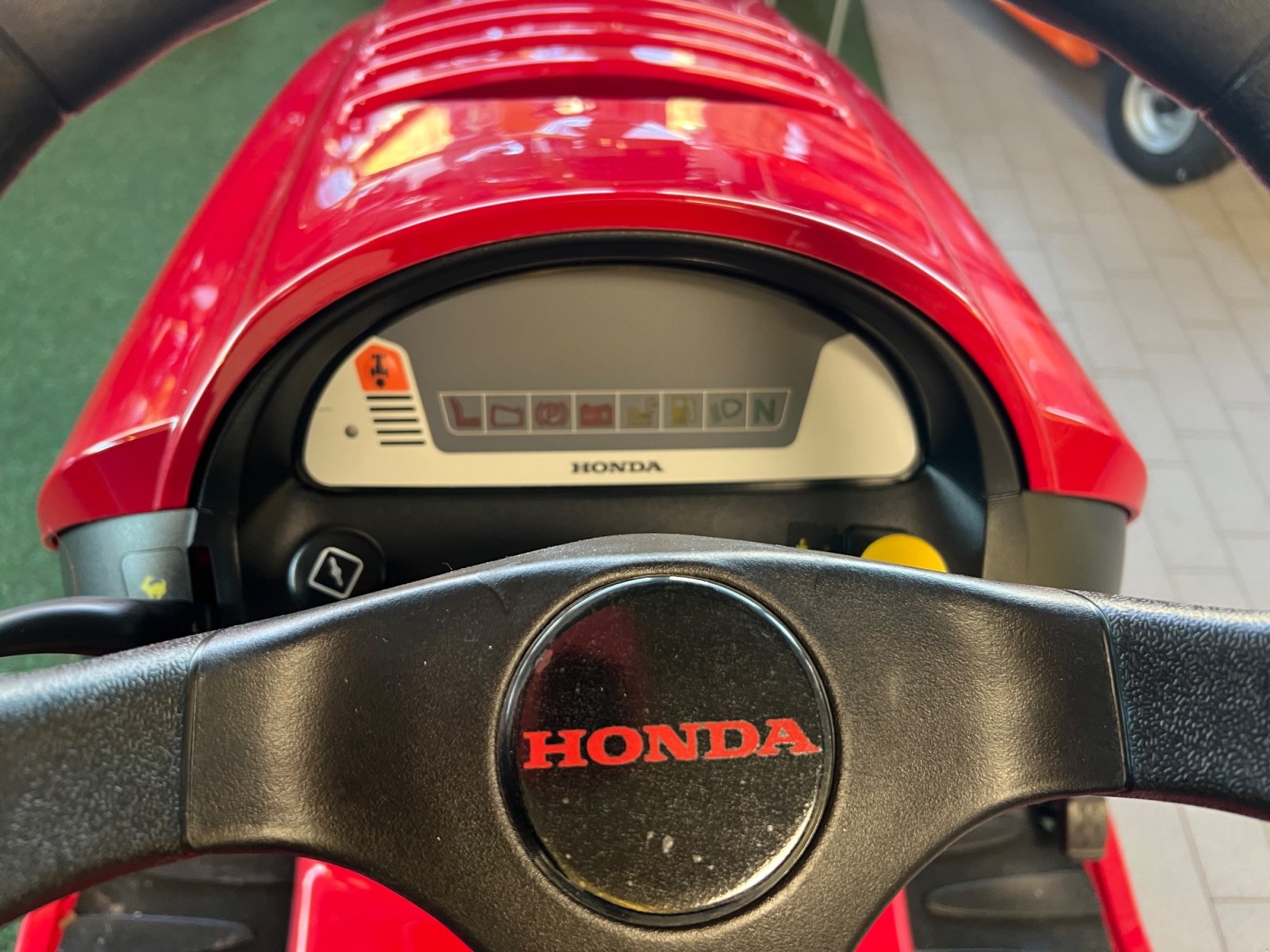 Rasentraktor typu Honda HF2317, Neumaschine v München (Obrázek 9)