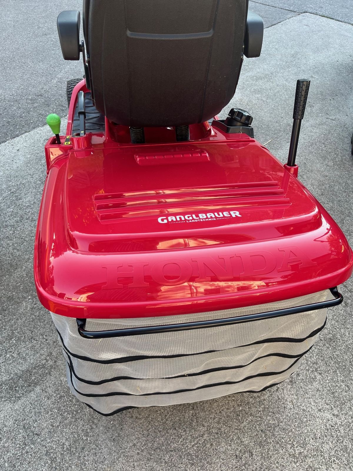 Rasentraktor of the type Honda Honda HF 2625 122cm Mähdeck, Vorführmaschine in Waldneukirchen (Picture 4)