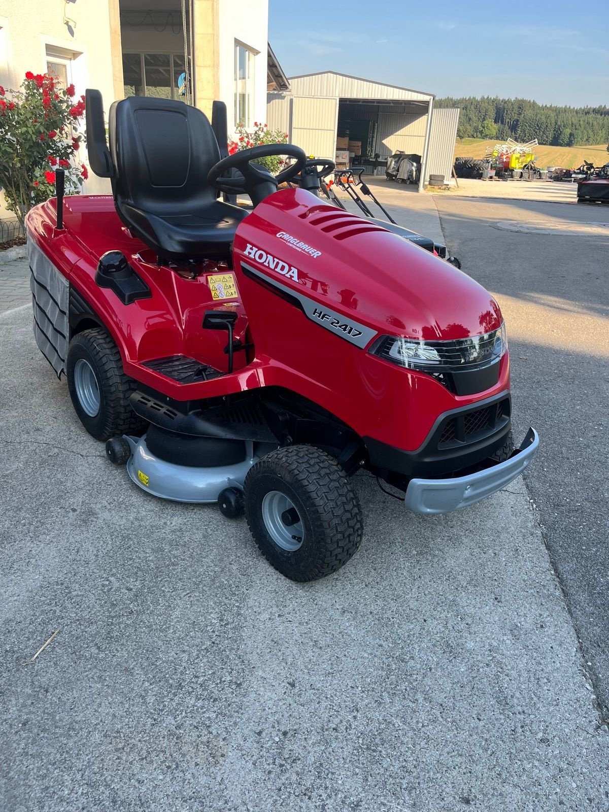 Rasentraktor of the type Honda Honda HF 2625 122cm Mähdeck, Vorführmaschine in Waldneukirchen (Picture 5)