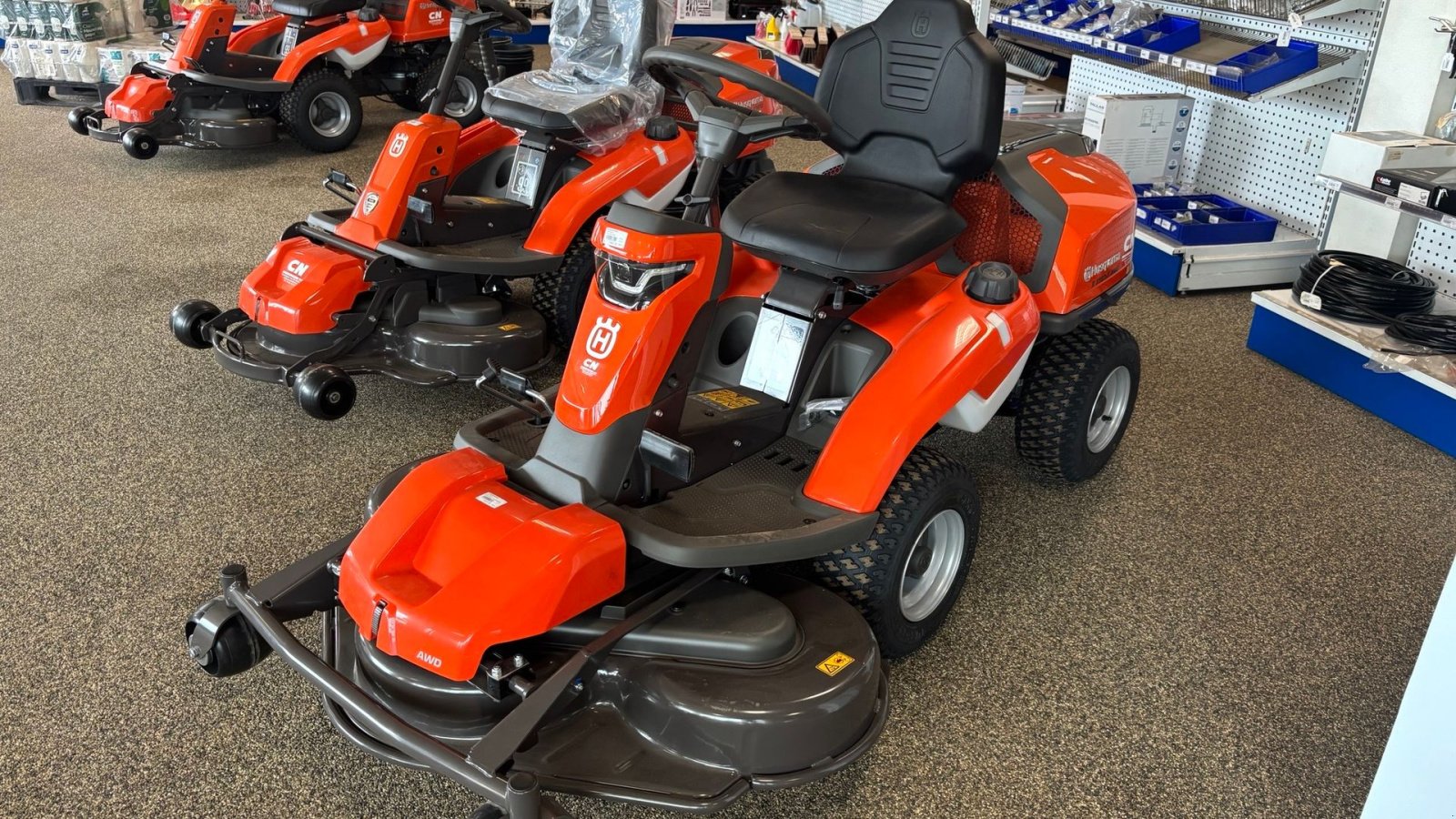 Rasentraktor des Typs Husqvarna 316 TXS AWD Klar til levering., Gebrauchtmaschine in Gram (Bild 5)