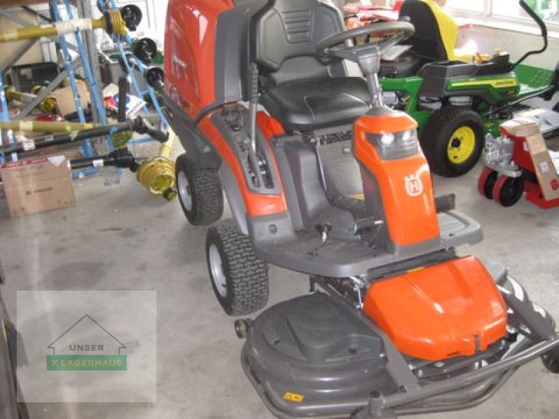 Rasentraktor des Typs Husqvarna 320 Ts AWD, Gebrauchtmaschine in Ottensheim (Bild 3)