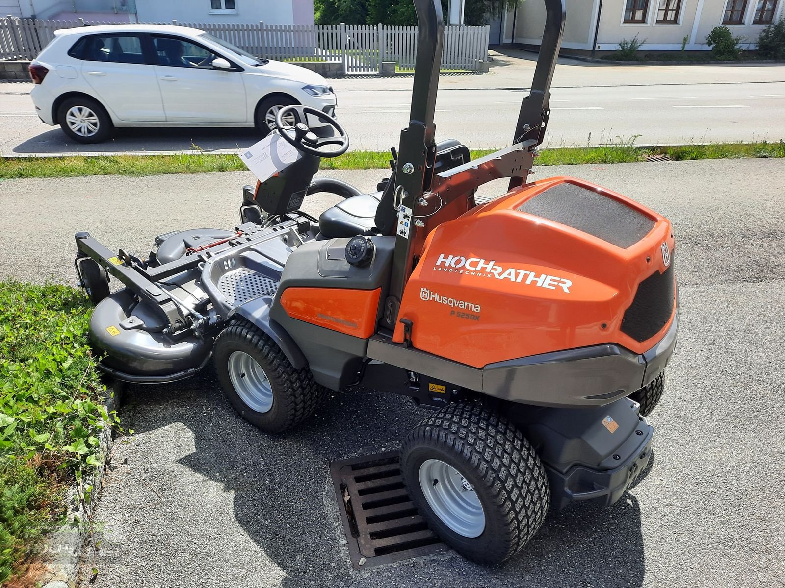 Rasentraktor des Typs Husqvarna 525 dx, Neumaschine in Kronstorf (Bild 4)