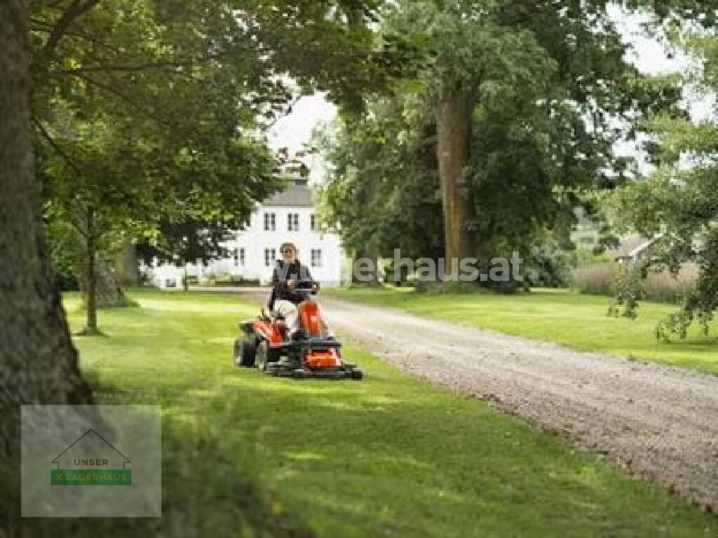Rasentraktor des Typs Husqvarna AKKU RIDER R200IX, Neumaschine in Wolfpassing (Bild 12)