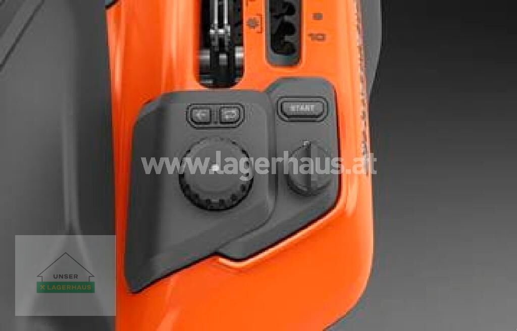 Rasentraktor des Typs Husqvarna AKKU RIDER R200IX, Neumaschine in Wolfpassing (Bild 9)