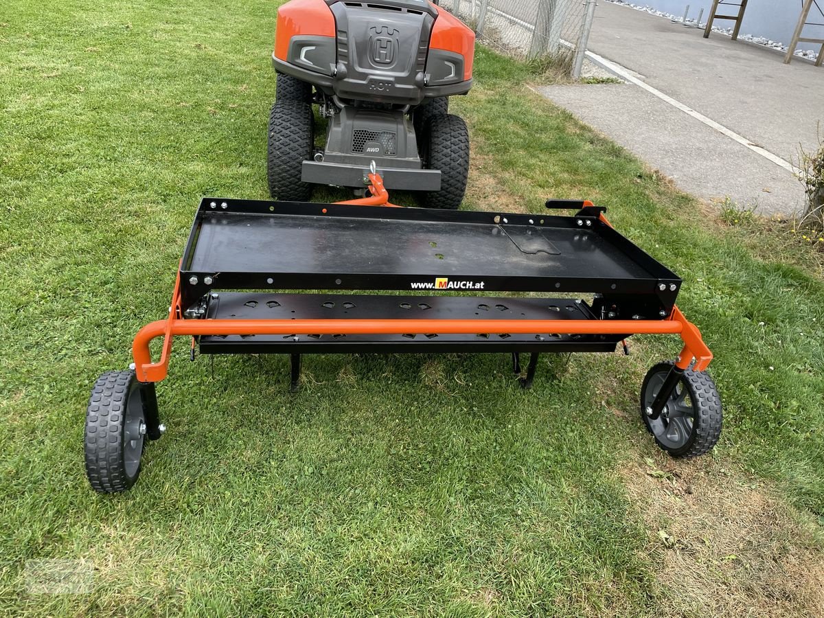 Rasentraktor des Typs Husqvarna Anbauplattform inkl. Vertikutieraufsatz, Neumaschine in Burgkirchen (Bild 8)