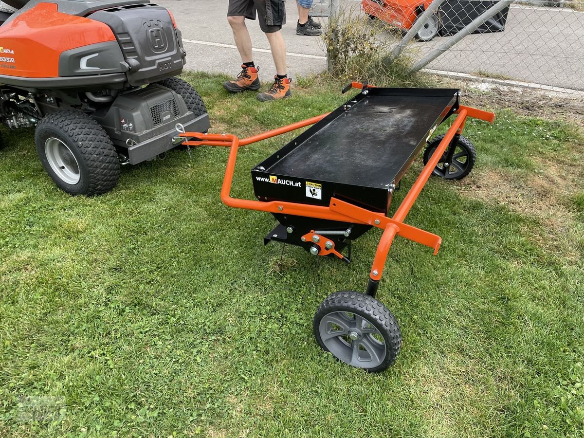 Rasentraktor des Typs Husqvarna Anbauplattform inkl. Vertikutieraufsatz, Neumaschine in Burgkirchen (Bild 9)