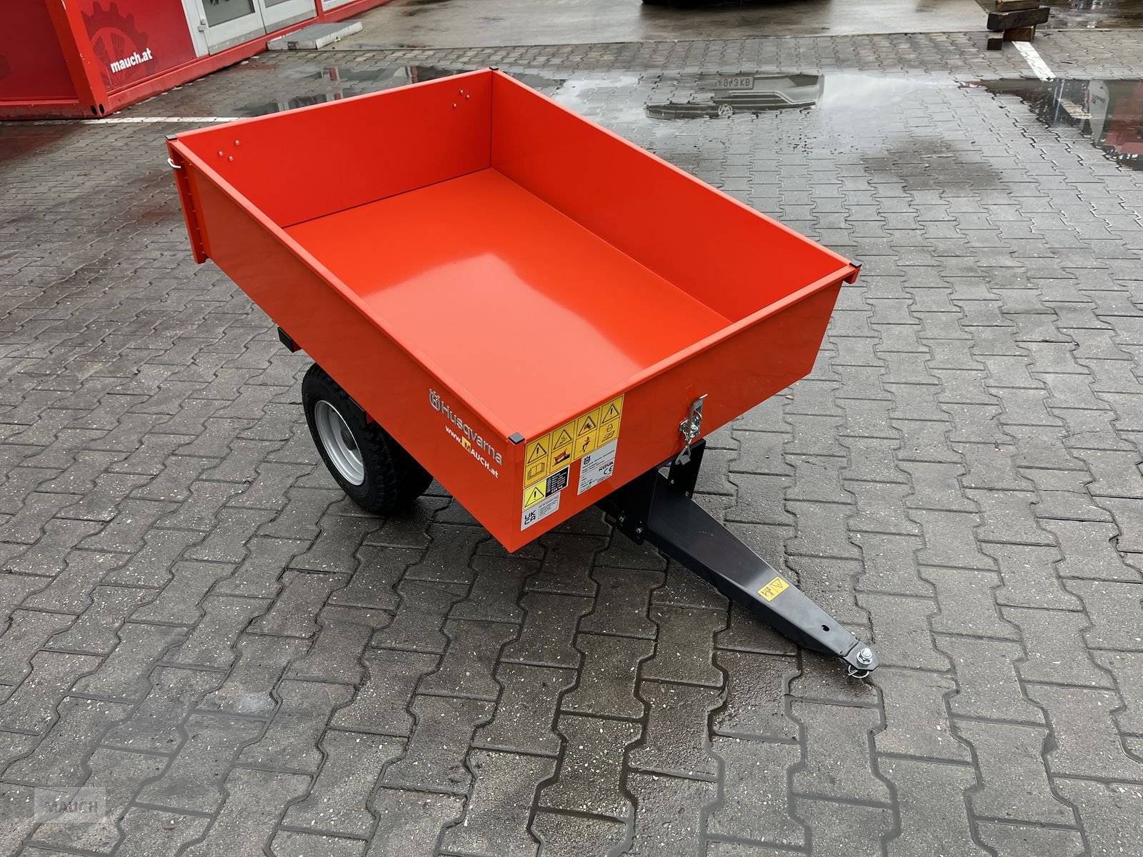 Rasentraktor des Typs Husqvarna Anhänger Profi Kippbar, Neumaschine in Burgkirchen (Bild 11)