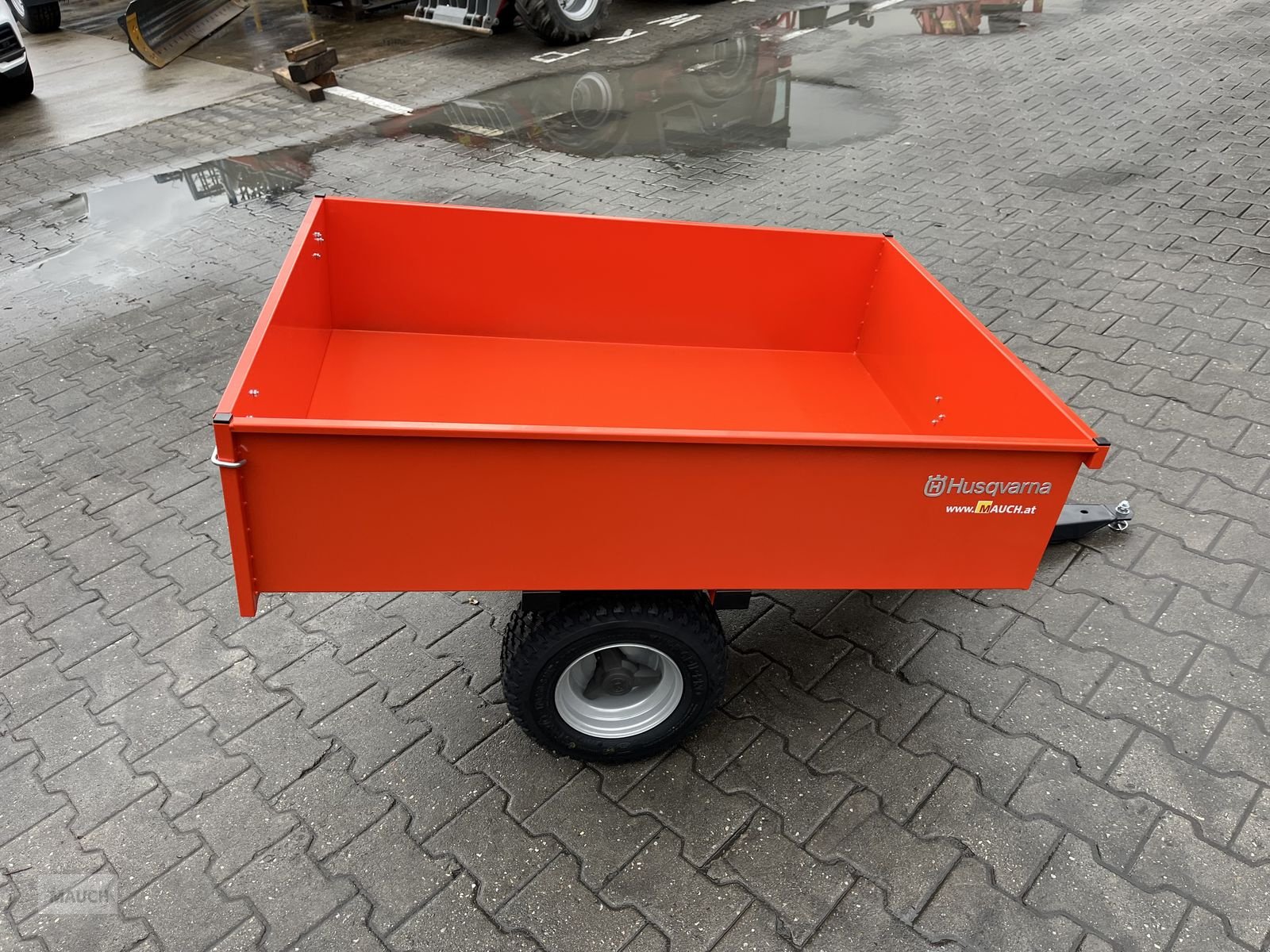 Rasentraktor des Typs Husqvarna Anhänger Profi Kippbar, Neumaschine in Burgkirchen (Bild 10)