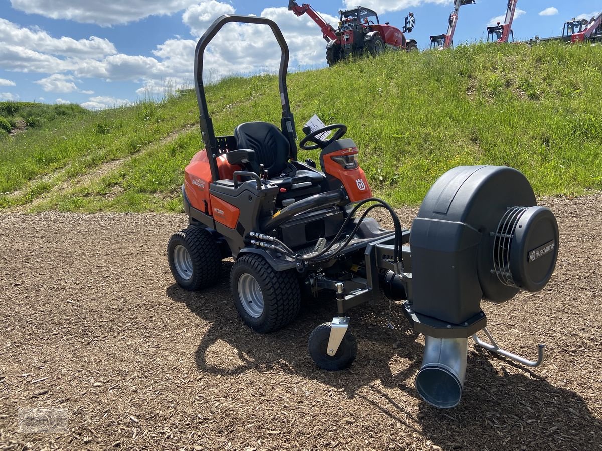 Rasentraktor des Typs Husqvarna Blasgerät für Profi Serie, Neumaschine in Burgkirchen (Bild 5)