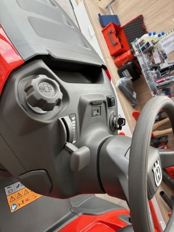 Rasentraktor typu Husqvarna Gartentraktor TC215T, Neumaschine v Göpfritz (Obrázek 8)