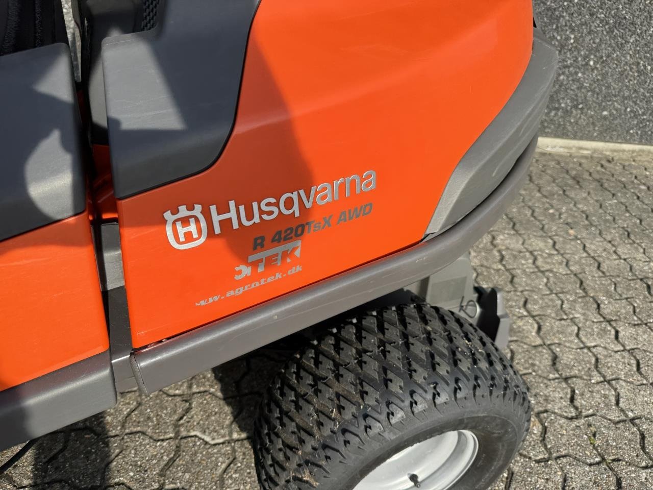 Rasentraktor typu Husqvarna HUSQVARNA 405X, Gebrauchtmaschine v Brønderslev (Obrázek 13)