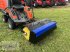 Rasentraktor des Typs Husqvarna Kehrmaschine mit Sammelwanne 300er Serie, Neumaschine in Burgkirchen (Bild 11)