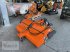 Rasentraktor des Typs Husqvarna Kehrmaschine mit Sammelwanne und Seitenbesen, Neumaschine in Burgkirchen (Bild 9)