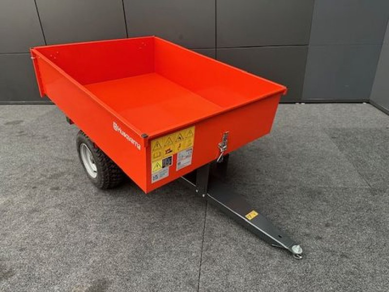 Rasentraktor des Typs Husqvarna kippbarer Anhänger, 225kg Traglast, Neumaschine in Tamsweg (Bild 4)