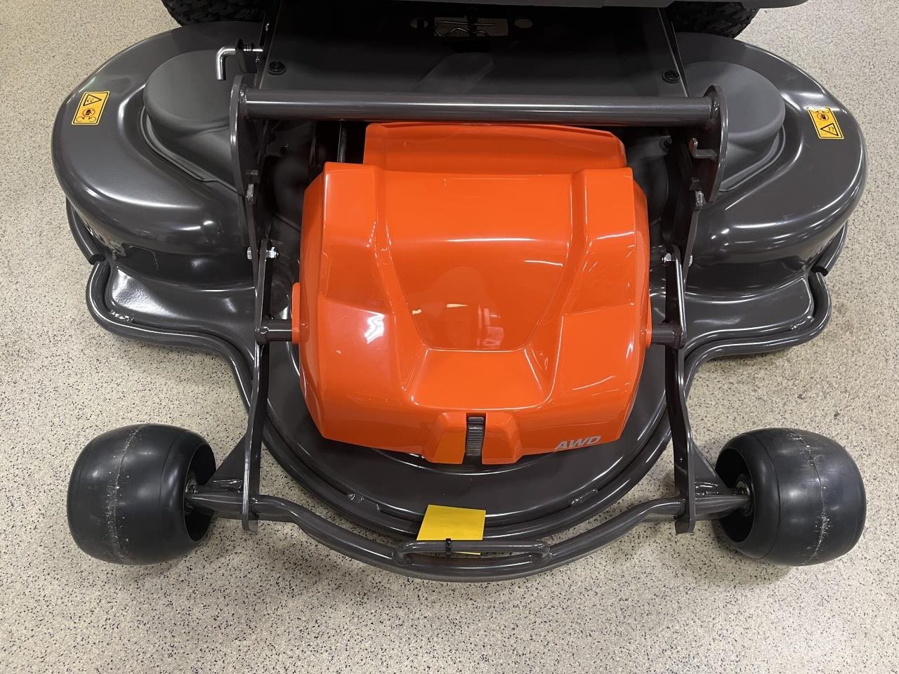 Rasentraktor des Typs Husqvarna KLIPPEBORD 103, Gebrauchtmaschine in Toftlund (Bild 1)