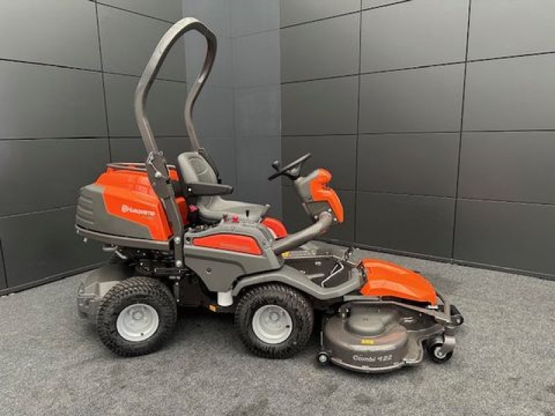 Rasentraktor des Typs Husqvarna Kommunalrider P524 mit 122cm Mähdeck 18,9PS, Neumaschine in Tamsweg (Bild 7)