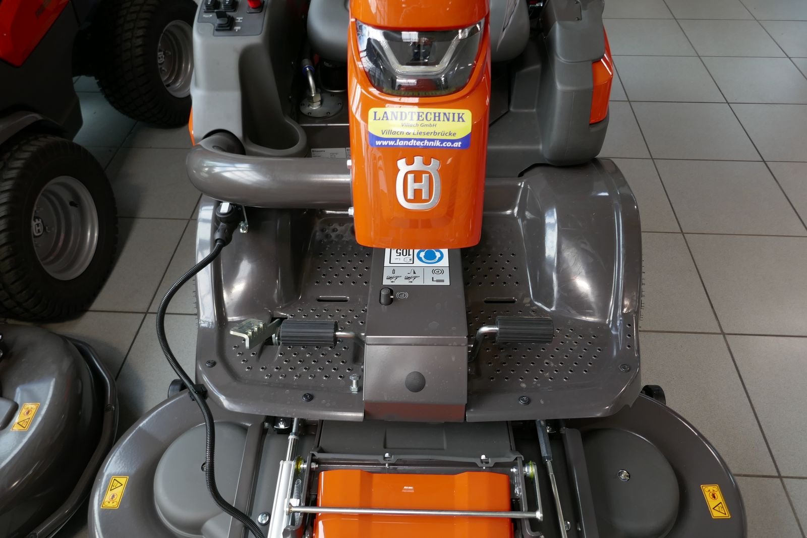 Rasentraktor typu Husqvarna P 524 EFI, Gebrauchtmaschine v Villach (Obrázek 7)