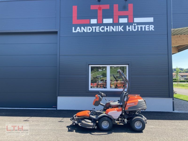 Husqvarna P 524, Neumaschine, Baujahr: 2022 (Bild 1) Rasentraktor des Typs Husqvarna P 524, Neumaschine in Gnas (Bild 1)