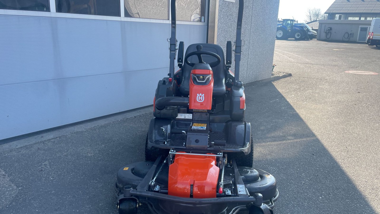 Rasentraktor typu Husqvarna P524X Efi Inkl. 122cm combi klipper, Gebrauchtmaschine v Holstebro (Obrázek 2)