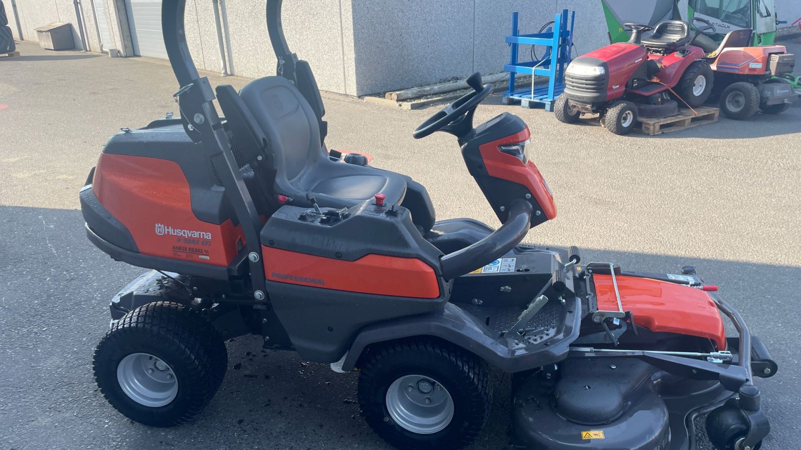 Rasentraktor typu Husqvarna P524X Efi Inkl. 122cm combi klipper, Gebrauchtmaschine v Holstebro (Obrázek 4)