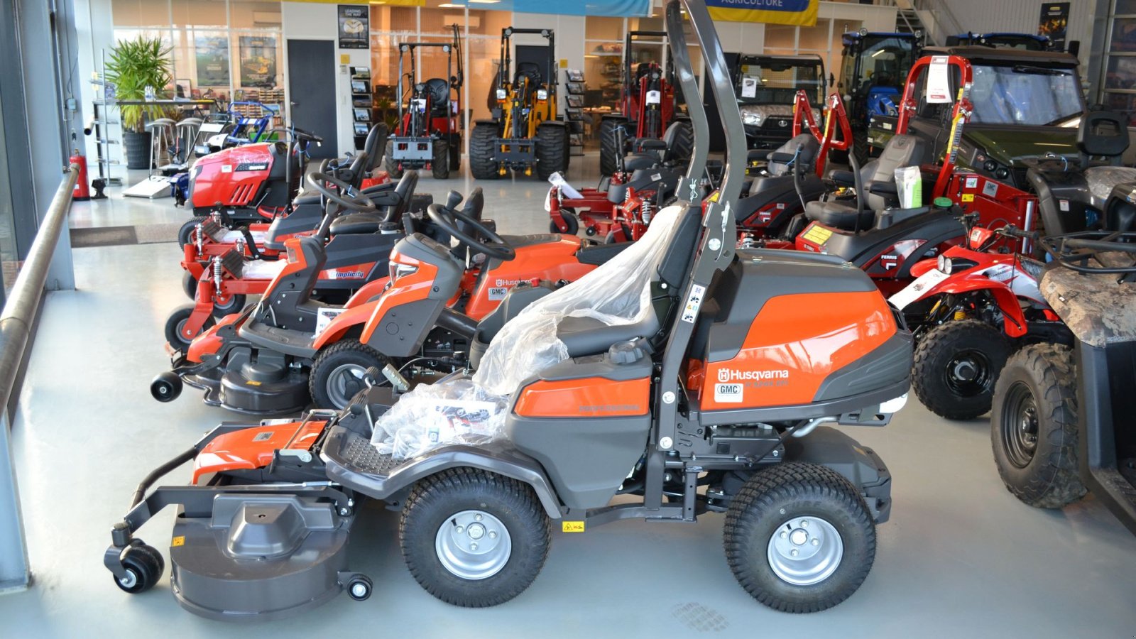 Rasentraktor del tipo Husqvarna P524X Efi, Gebrauchtmaschine en Glamsbjerg (Imagen 2)