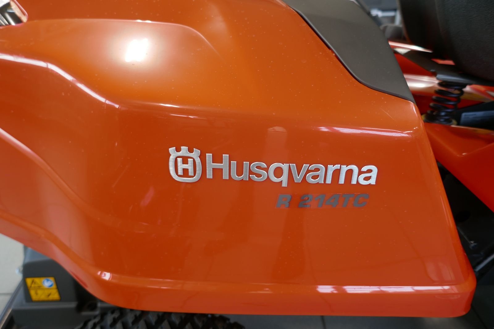 Rasentraktor typu Husqvarna R 214 TC Comfort Edition, Gebrauchtmaschine v Villach (Obrázek 5)