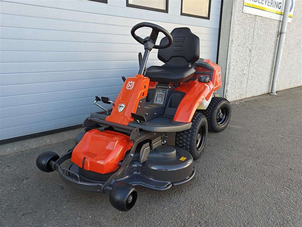 Rasentraktor typu Husqvarna R 214TC Comfort - 103cm klippebord, Gebrauchtmaschine v Holstebro (Obrázek 3)