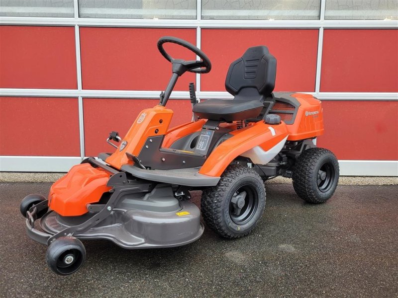 Rasentraktor типа Husqvarna R 214TC, Gebrauchtmaschine в Hobro (Фотография 1)