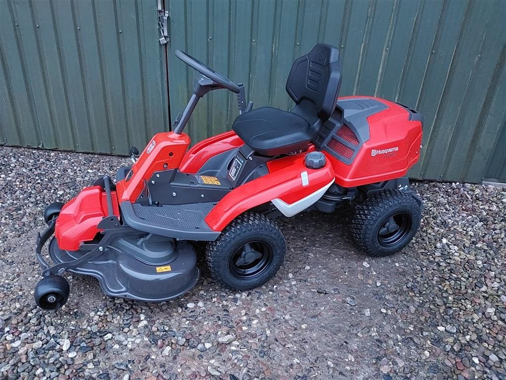 Rasentraktor типа Husqvarna R 214TC, Gebrauchtmaschine в Rønnede (Фотография 4)