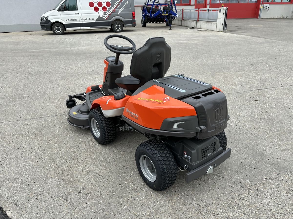 Rasentraktor des Typs Husqvarna R 316 TXs AWD, Neumaschine in Starrein (Bild 5)