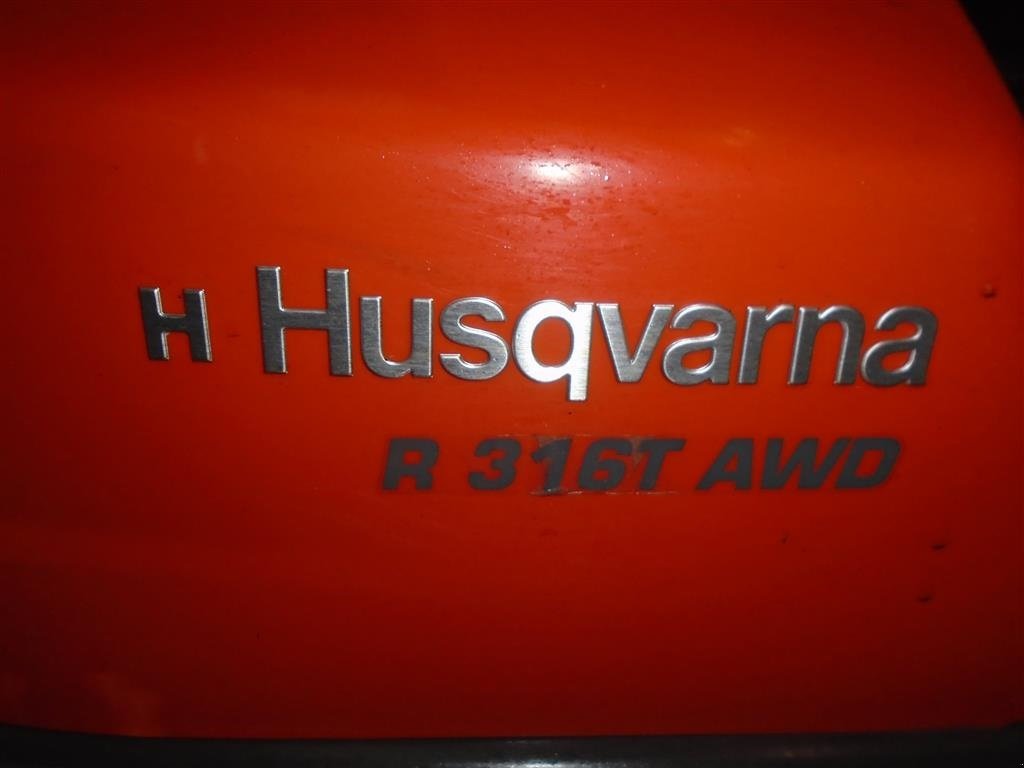 Rasentraktor des Typs Husqvarna R 316T AWD, Gebrauchtmaschine in Viborg (Bild 4)