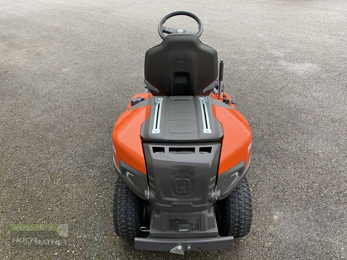 Rasentraktor des Typs Husqvarna R 320X AWD, Neumaschine in Kronstorf (Bild 4)