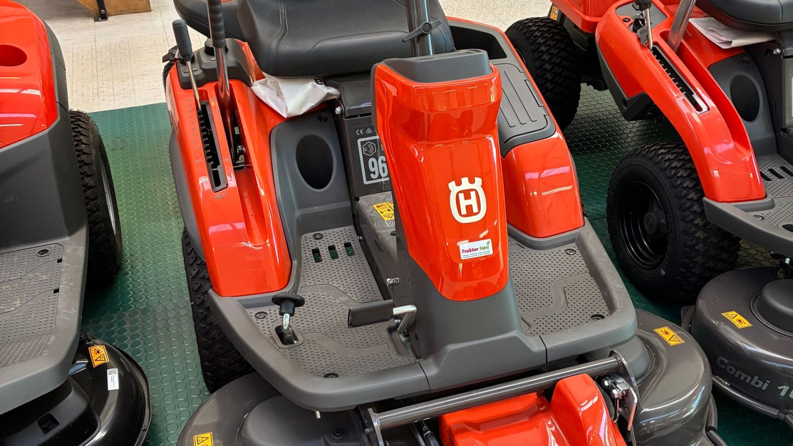 Rasentraktor typu Husqvarna R200IX R200iX, Gebrauchtmaschine v Kolding (Obrázek 1)