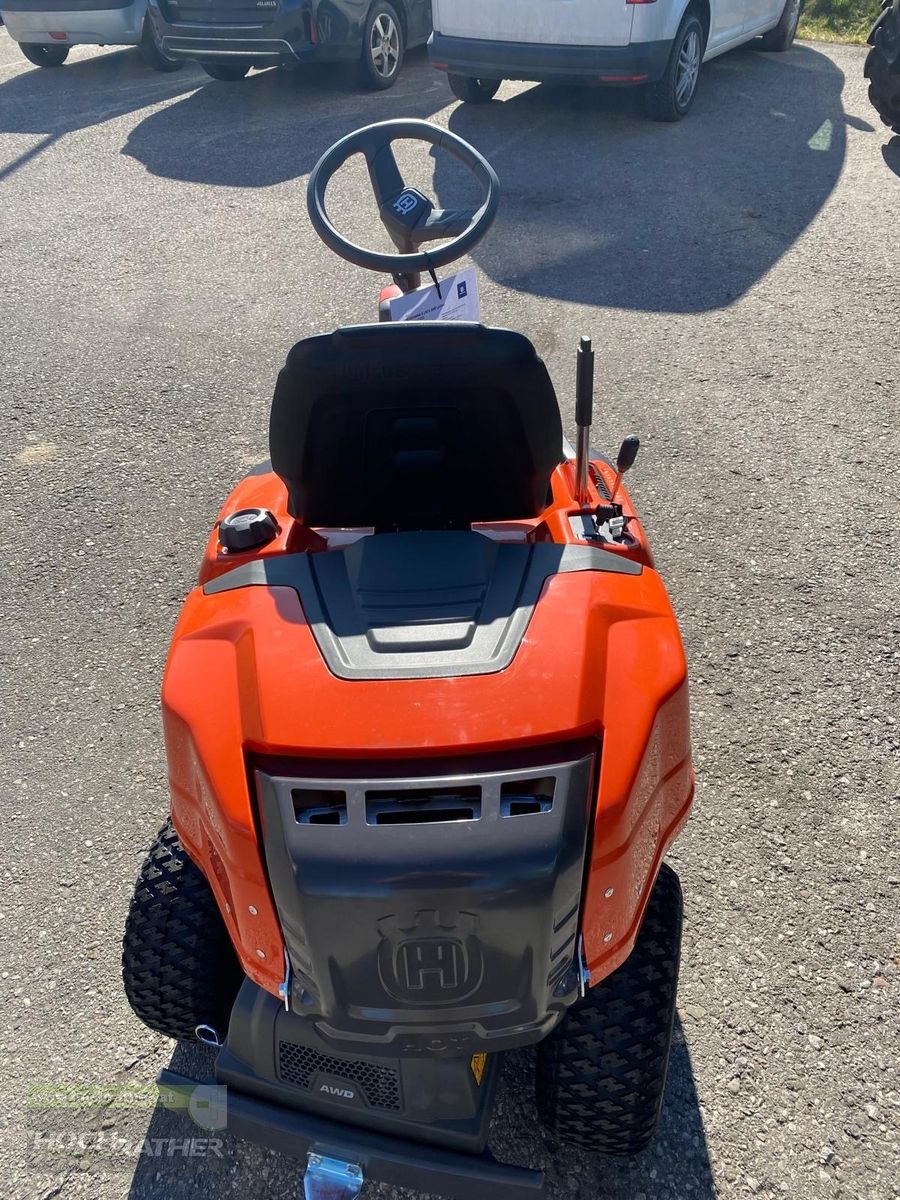 Rasentraktor des Typs Husqvarna R216 TC AWD Limited Edition, Neumaschine in Kronstorf (Bild 11)