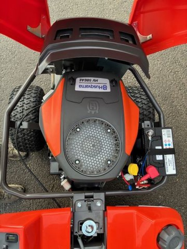 Rasentraktor typu Husqvarna R216TC AWD inkl. 103cm Mähdeck, Neumaschine v Göpfritz (Obrázek 6)