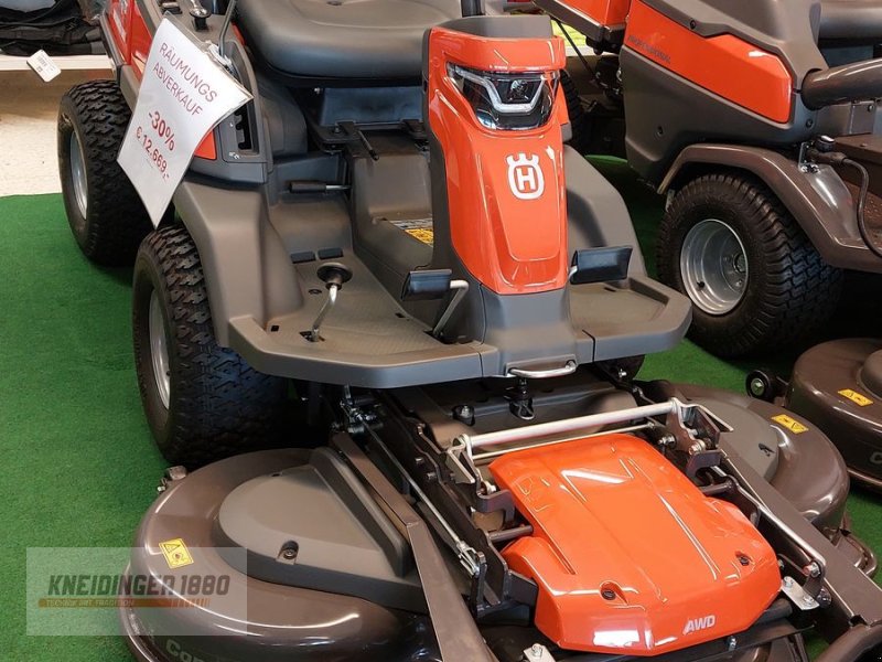 Rasentraktor des Typs Husqvarna R420TsX AWD, Neumaschine in Altenfelden (Bild 1)