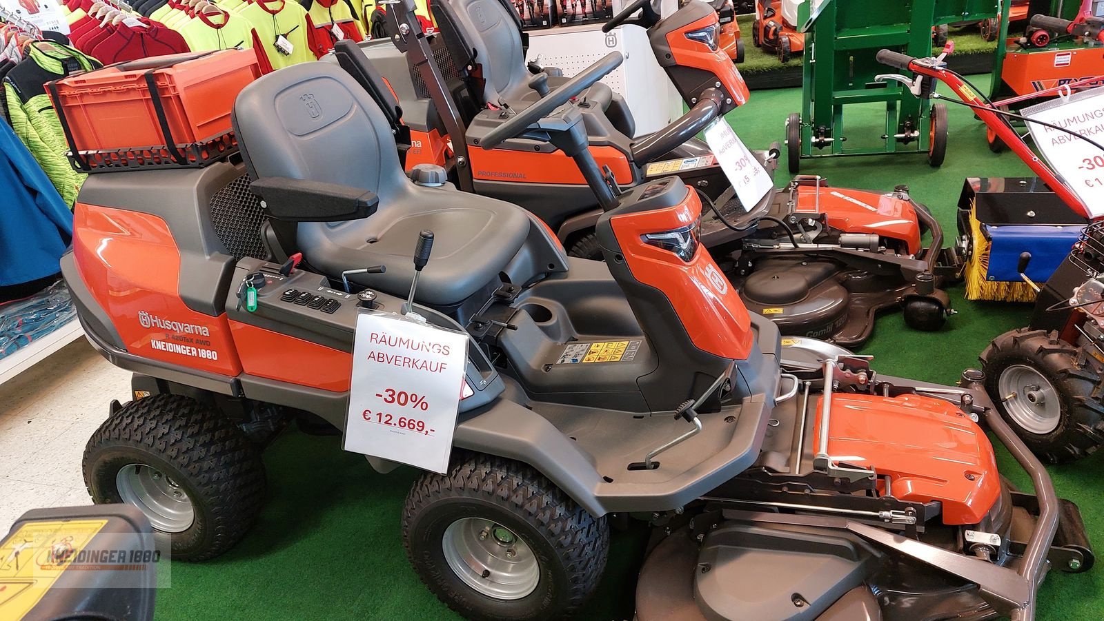 Rasentraktor typu Husqvarna R420TsX AWD, Neumaschine v Altenfelden (Obrázek 2)