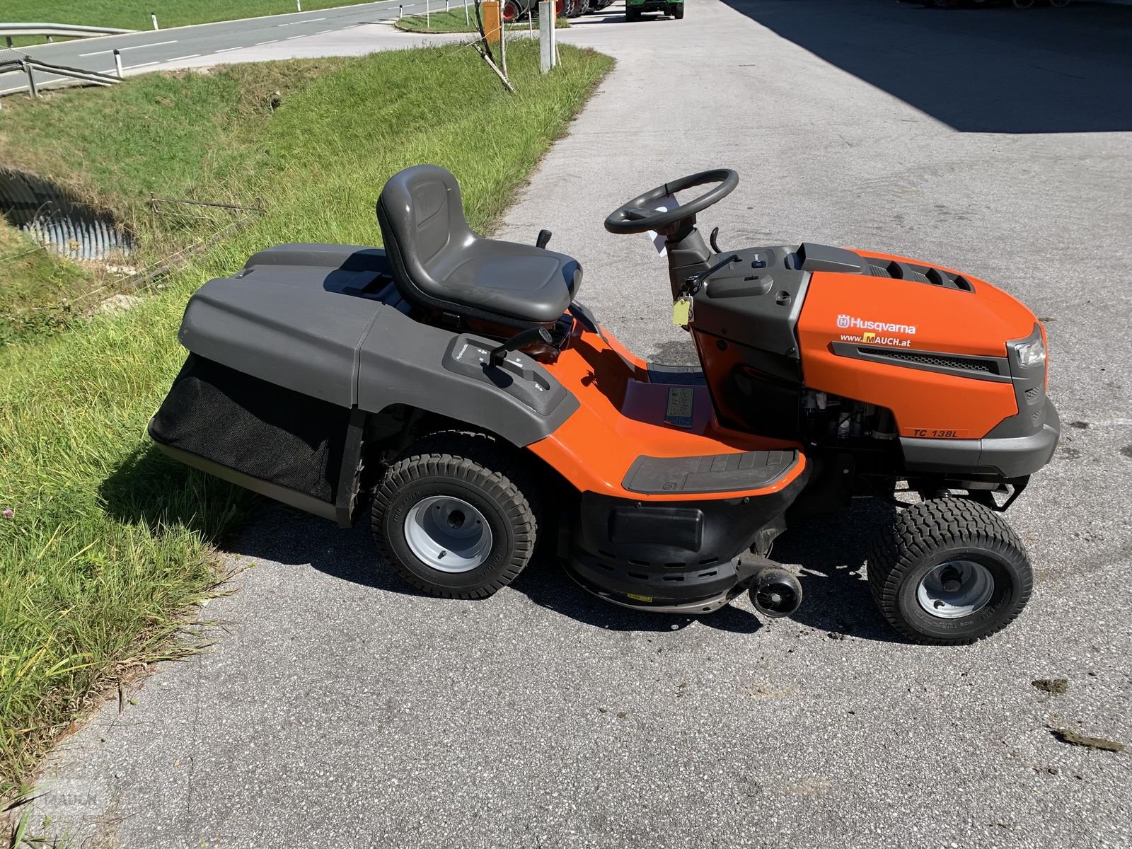Rasentraktor typu Husqvarna Rasentraktor TC 138L, Gebrauchtmaschine v Eben (Obrázek 7)