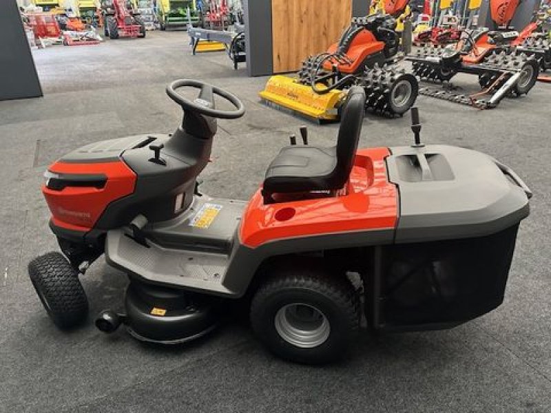Rasentraktor des Typs Husqvarna Rasentraktor TC112 mit 95cm Mähdeck 10,8PS, Neumaschine in Tamsweg (Bild 9)