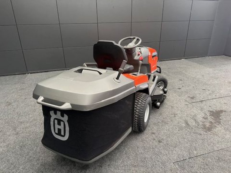 Rasentraktor des Typs Husqvarna Rasentraktor TC220T 108cm Schnittbreite 19,6PS, Neumaschine in Tamsweg (Bild 9)