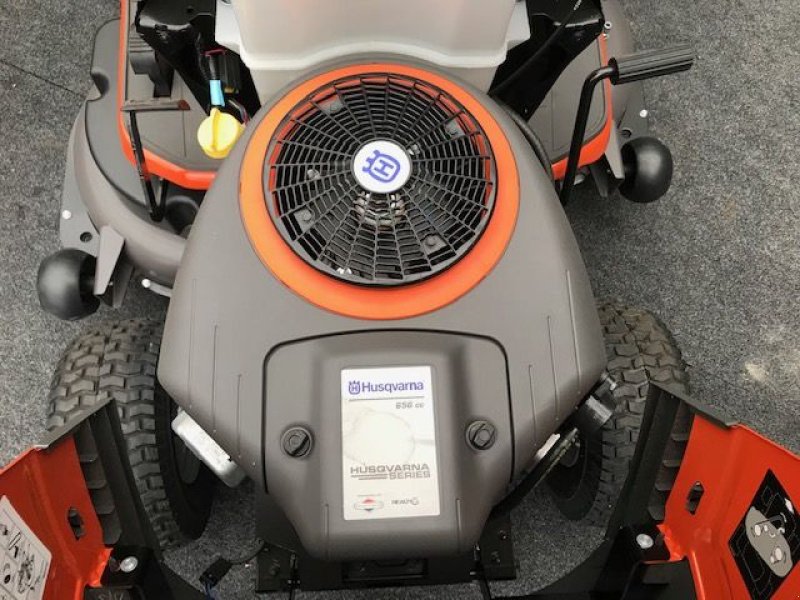 Rasentraktor des Typs Husqvarna Rasentraktor TC242T 108cm 13,51PS 320L, Neumaschine in Tamsweg (Bild 9)