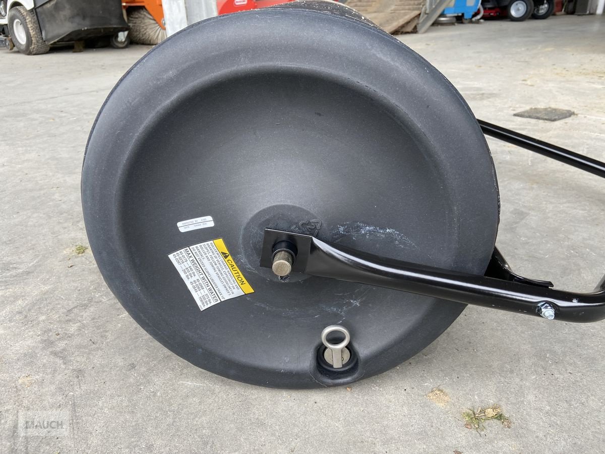 Rasentraktor typu Husqvarna Rasenwalze 182kg, Neumaschine v Burgkirchen (Obrázek 2)