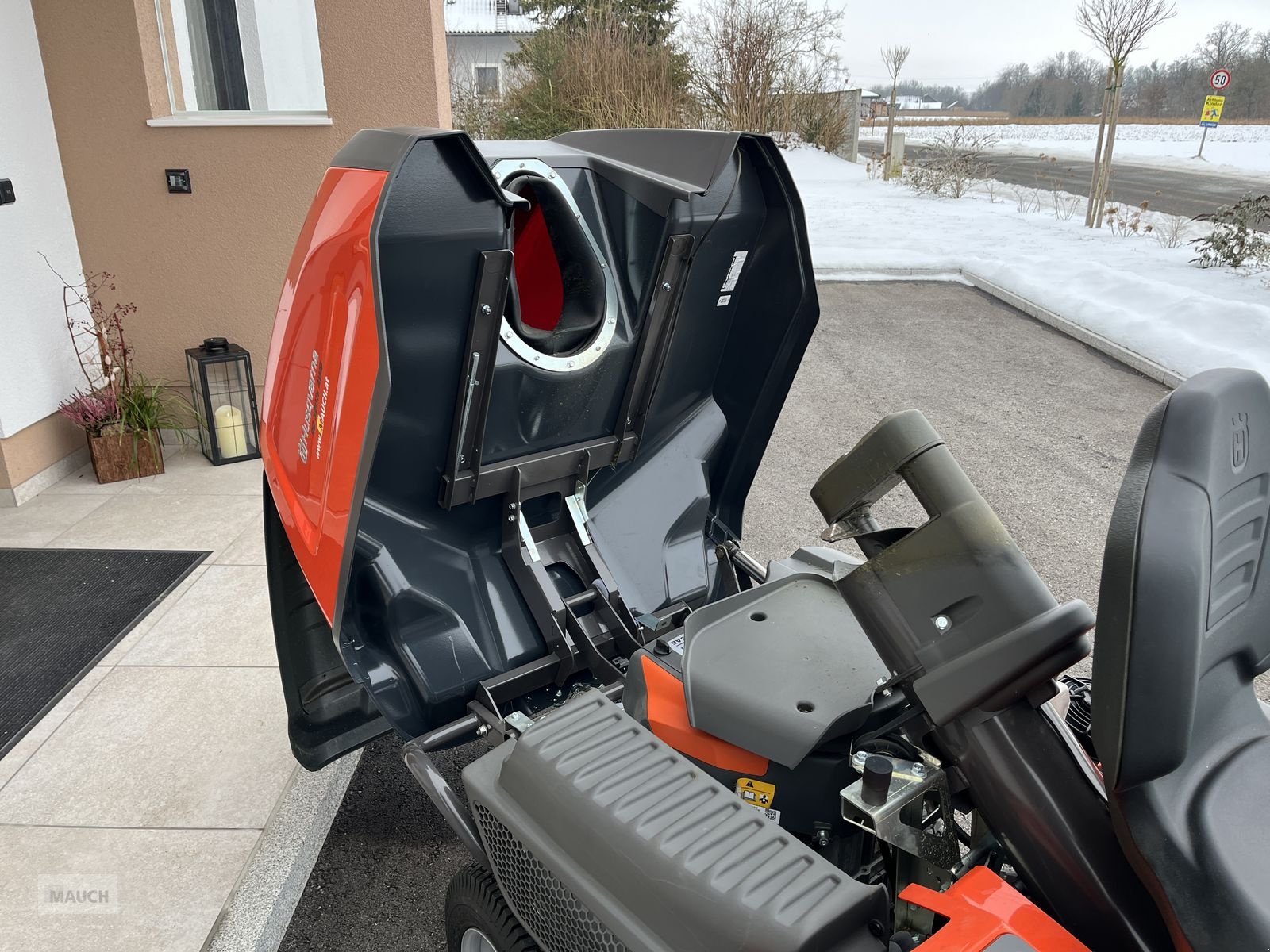 Rasentraktor of the type Husqvarna RC 320Ts AWD, Gebrauchtmaschine in Burgkirchen (Picture 17)