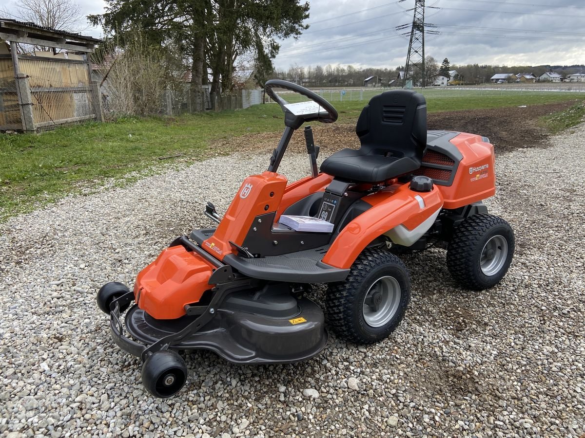 Rasentraktor des Typs Husqvarna Rider 214C ab 109,99€ im Monat, Neumaschine in Burgkirchen (Bild 4)